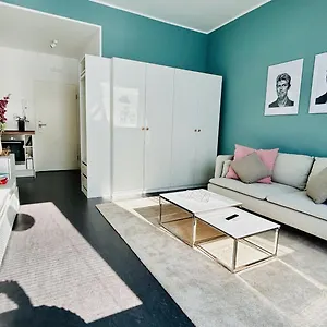 Skyview Studio At Kreuzberg-mitte , Berlijn Duitsland